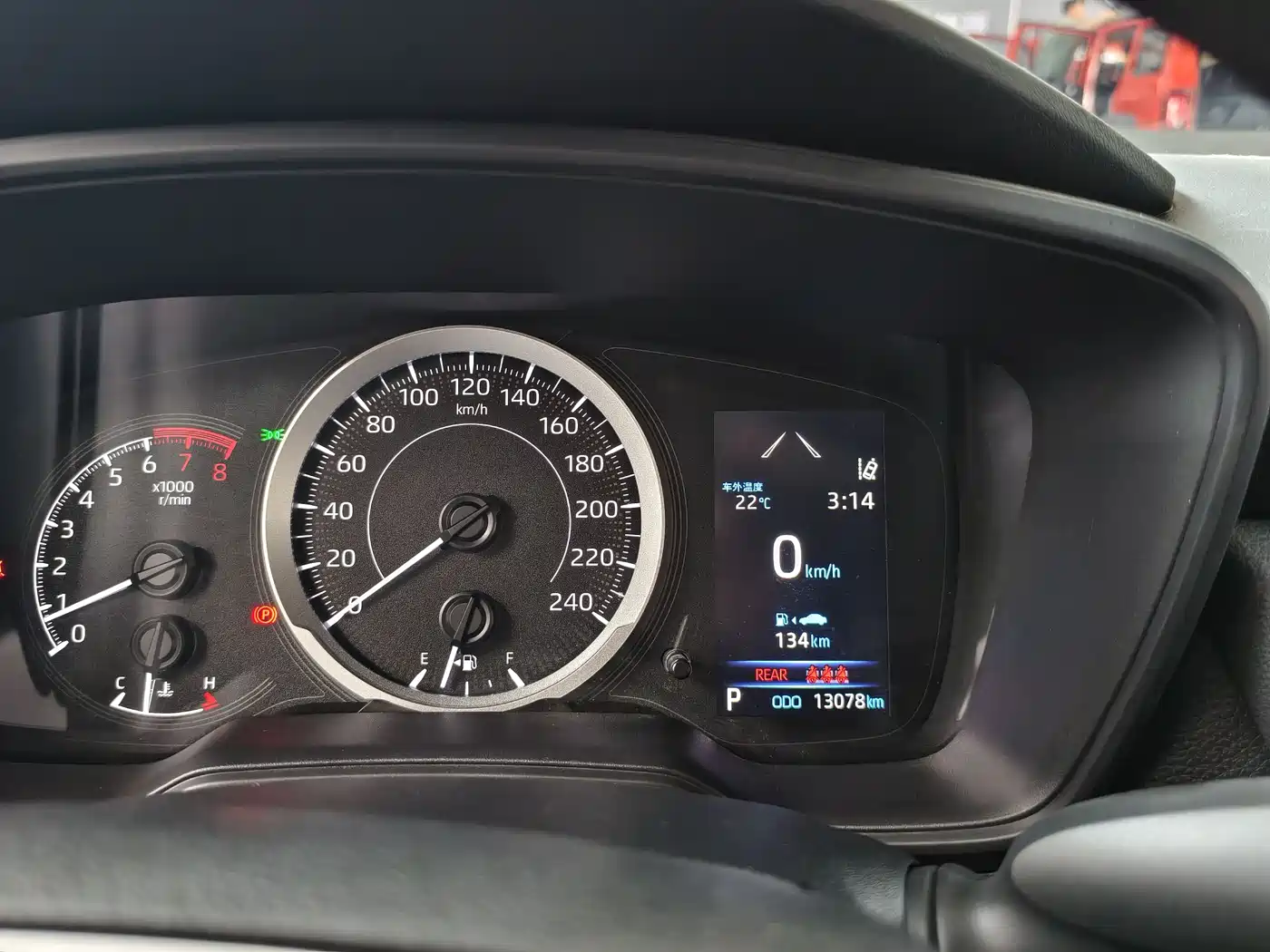 Toyota Levin 2023 185T CVT Luxury фото 11