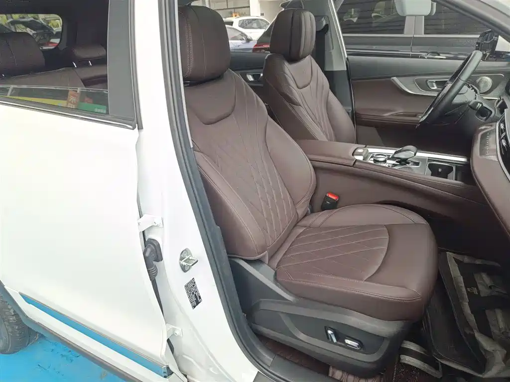 Chery Tiggo 8 PRO 2023 2022 290T 2WD Vast Version 5-Seater