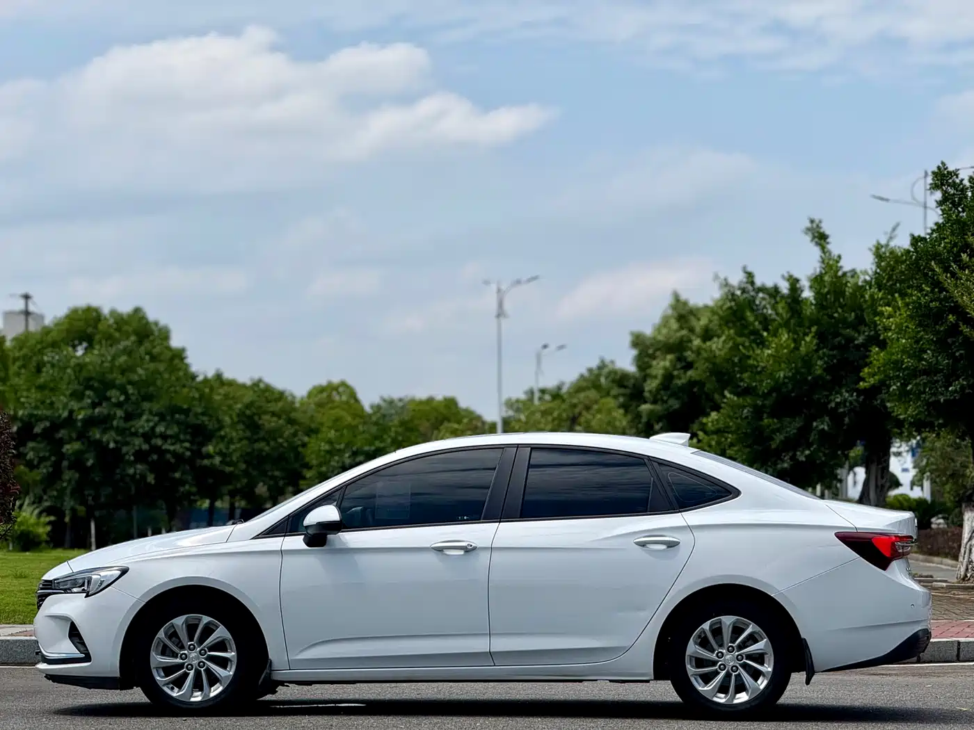 Buick Verano 2020 15T Auto Progressive фото 8