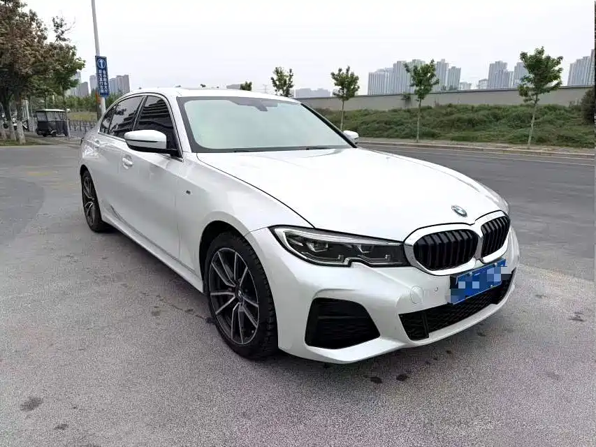 BMW 3 Series 2022 320Li M Sport Package фото 3