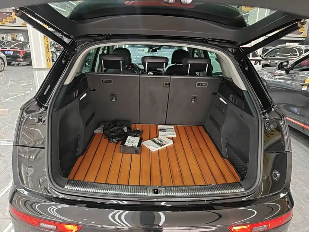 Audi Q5L 2019 2018 45 TFSI Exclusive Fashion China VI
