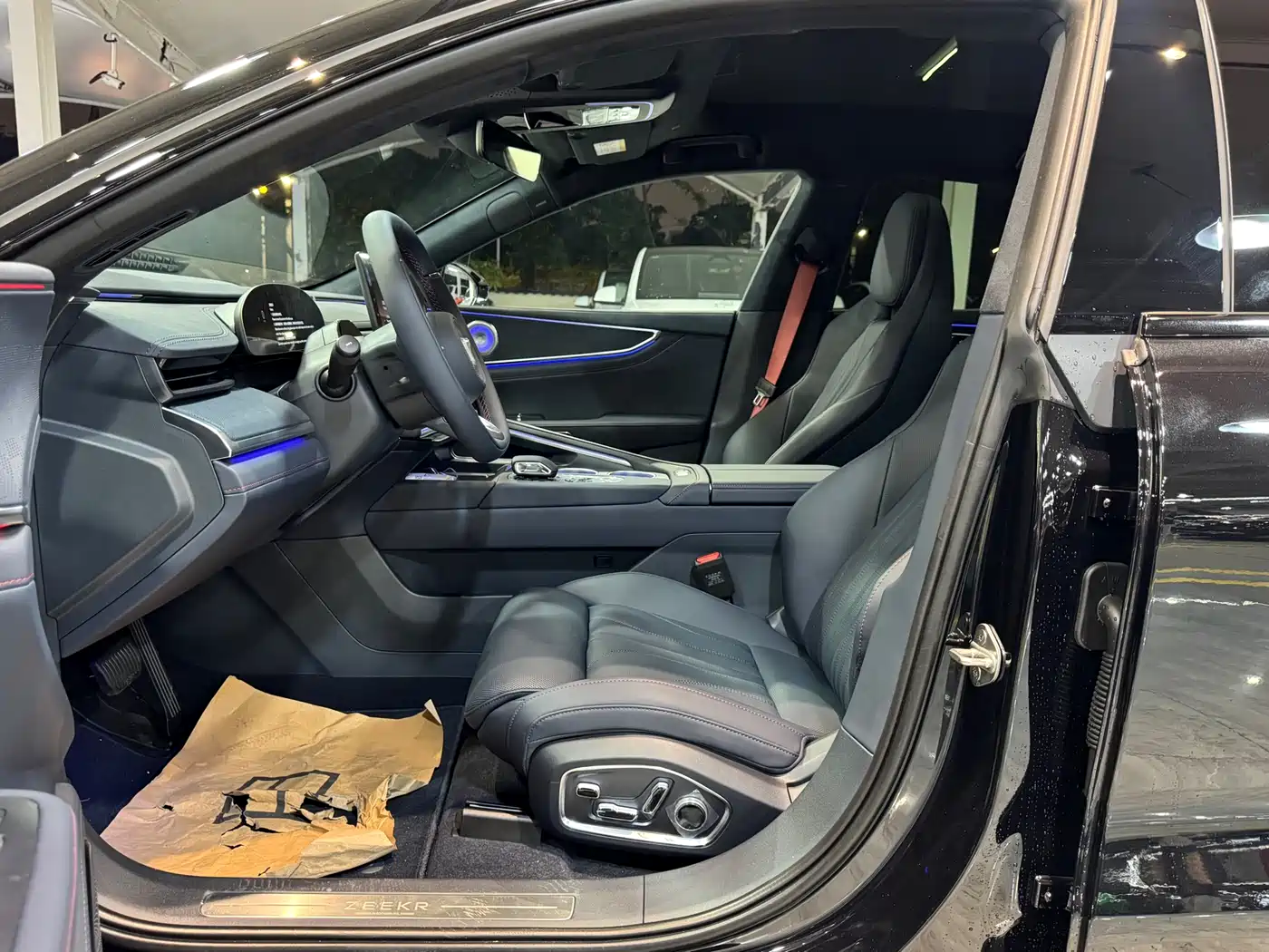 ZEEKR EXTREME KRYPTON 001