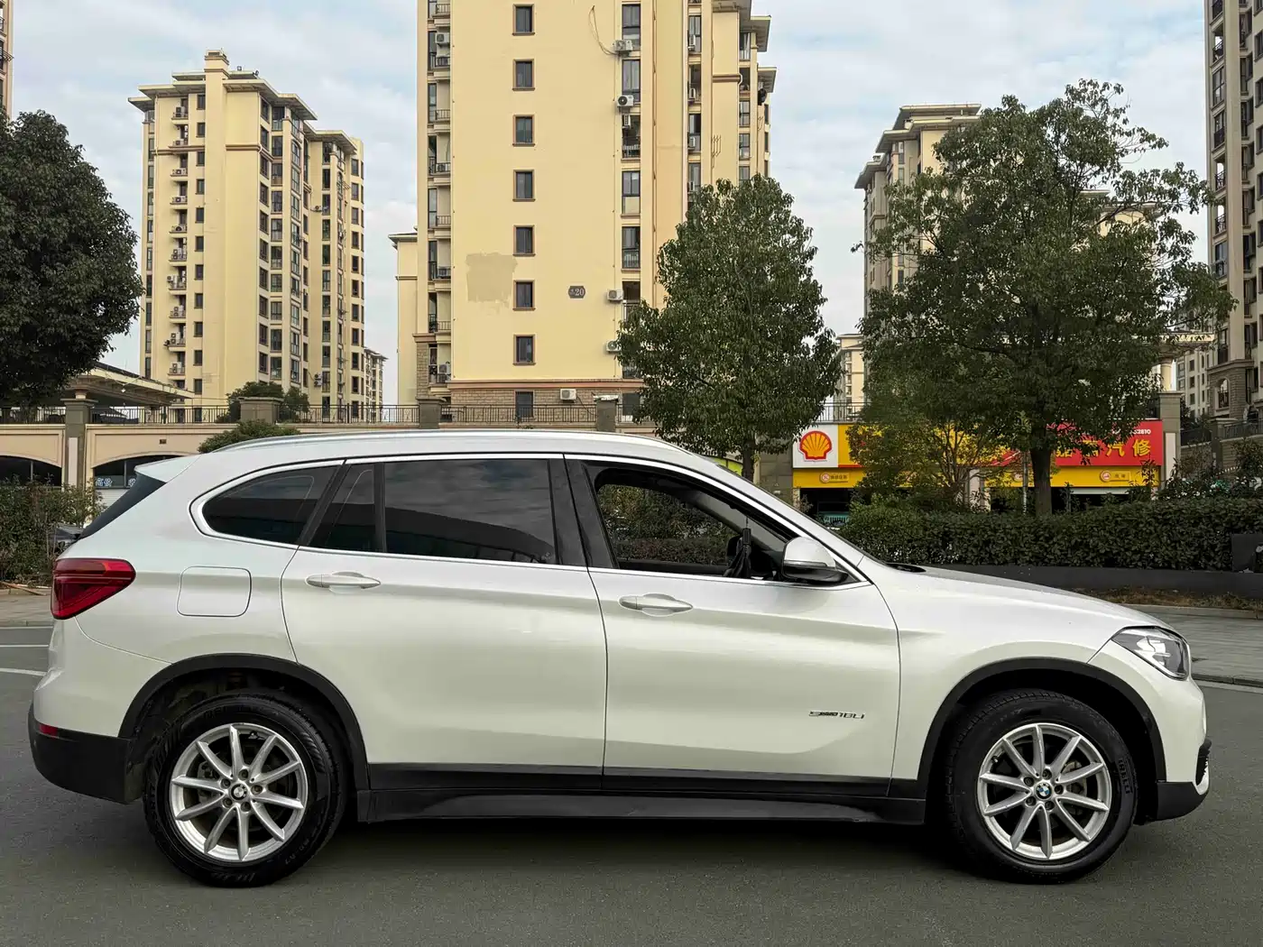 BMW X1 2018 sDrive18Li Fashion Model фото 15