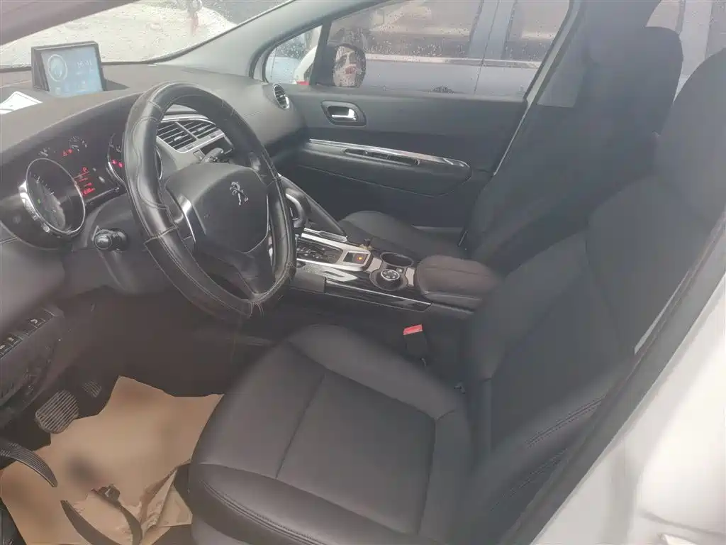 Peugeot 3008 2015 1.6THP Automatic Classic Edition фото 11