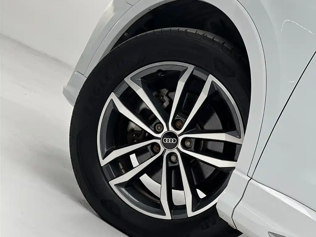 Audi Q3 2022 35 TFSI Progressive Dynamic фото 10