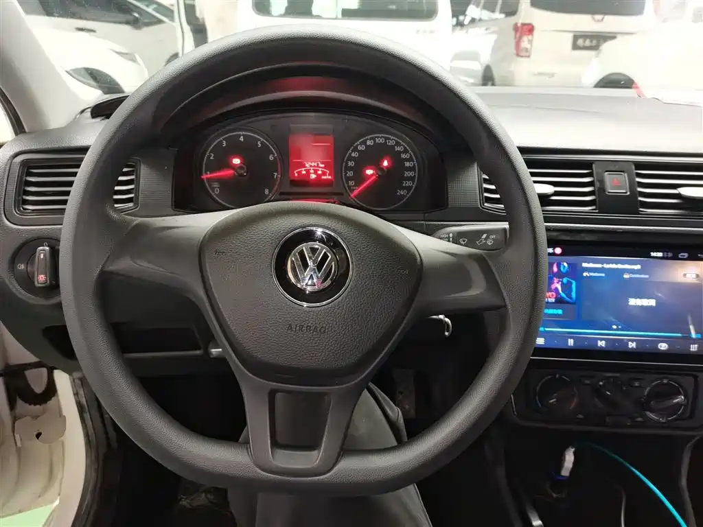 Volkswagen Santana 2018 1.5L Manual Trend Edition фото 11