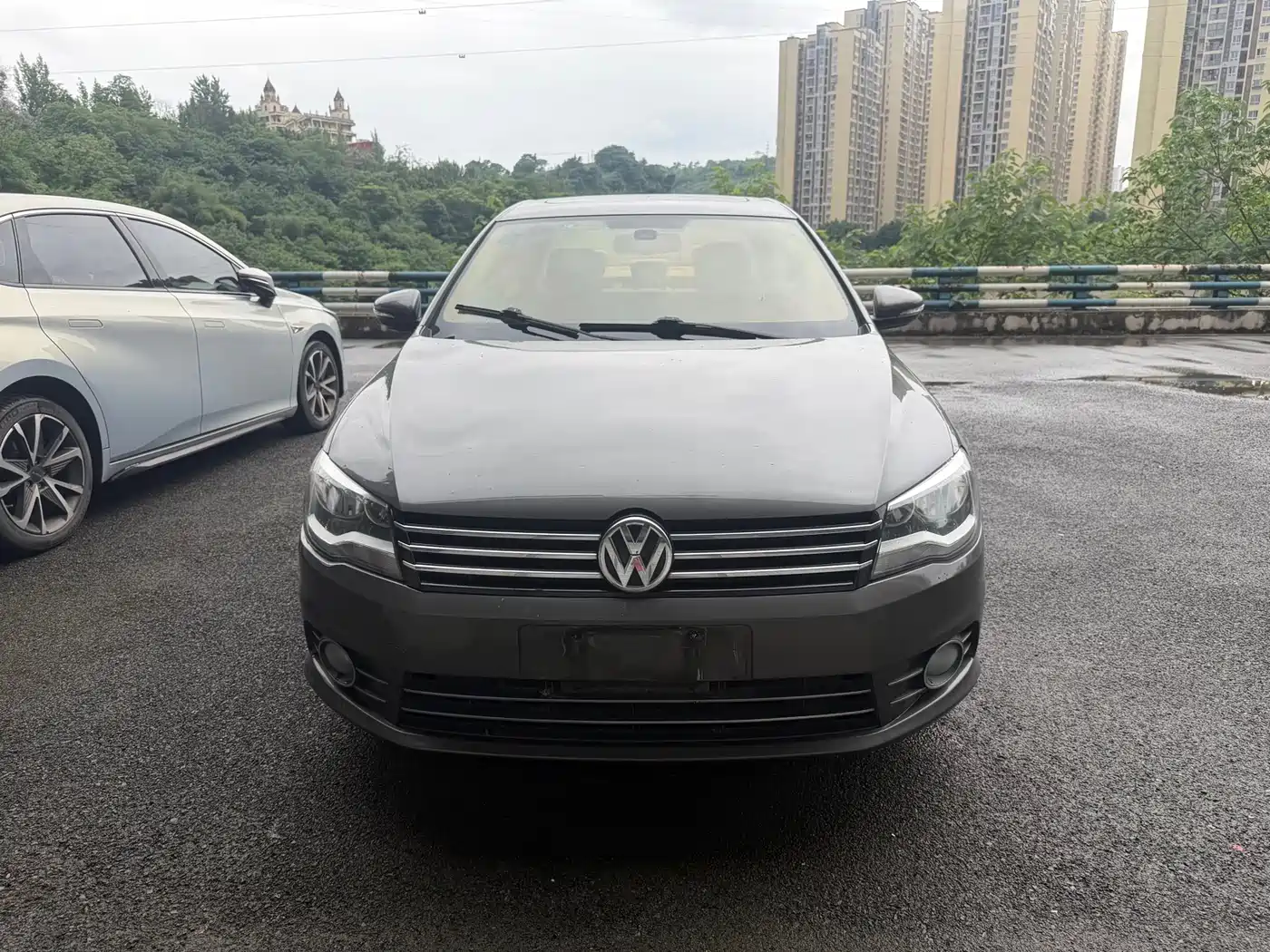 Volkswagen Bora 2013 1.6L Automatic Luxury Model фото 2