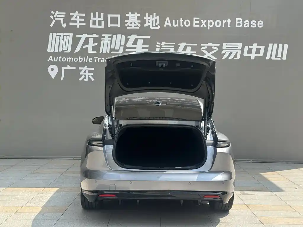 NIO ET5 2025 2025 75kWh