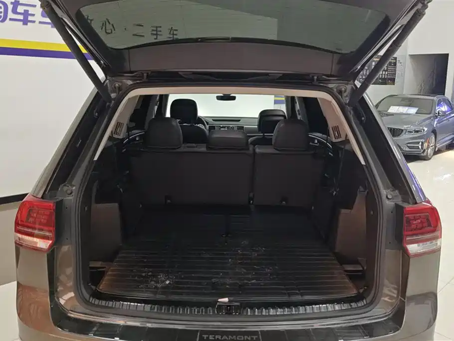 Volkswagen Teramont 2017 330TSI 2WD Flagship Edition фото 4