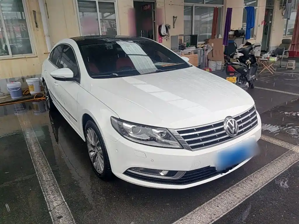 Volkswagen FAW-Volkswagen CC 2018 1.8TSI Luxury фото 4