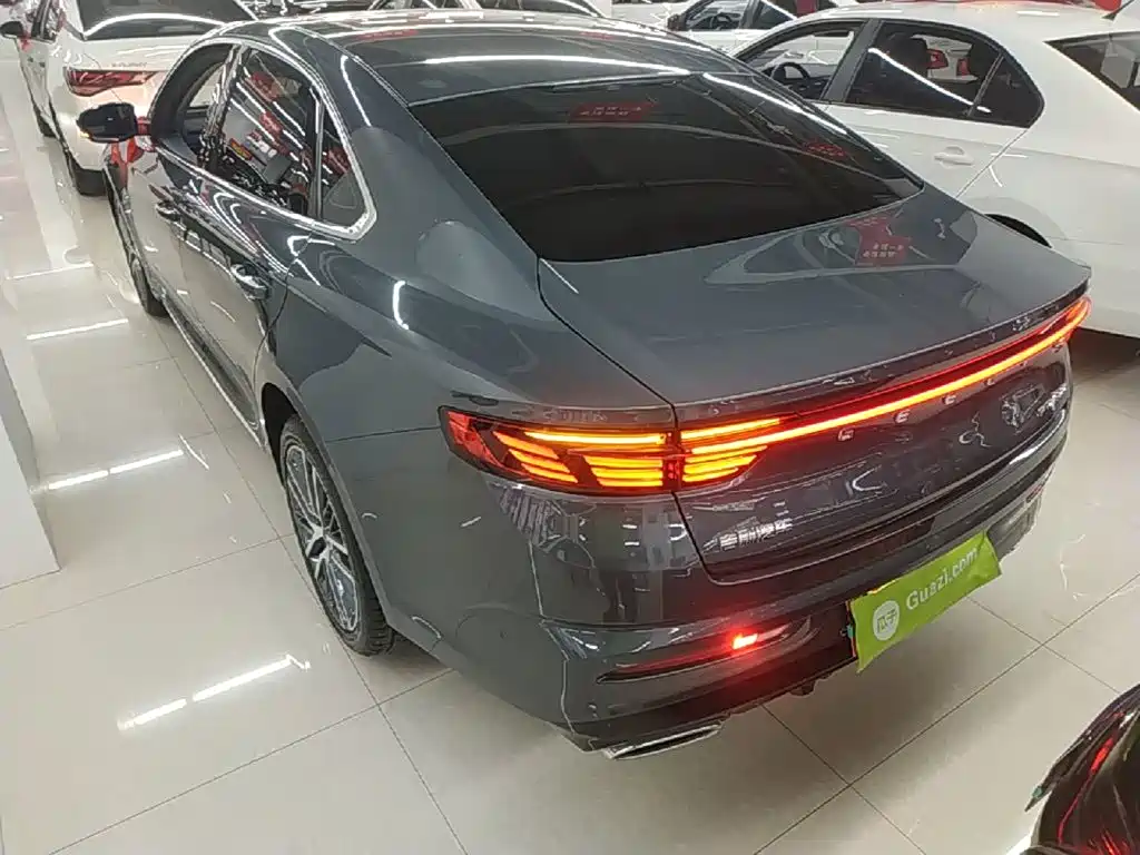 Фото 5 - Geely Preface