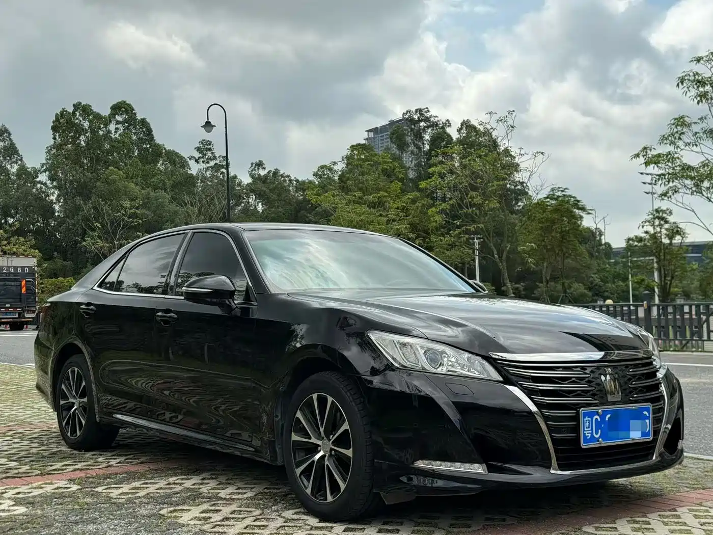 Toyota Crown 2018 2.0T Fashion Edition фото 3