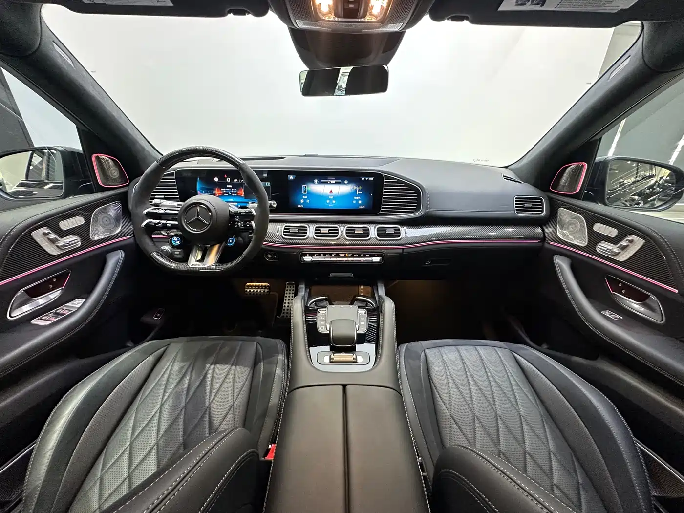 MERCEDES-BENZ GLS AMG