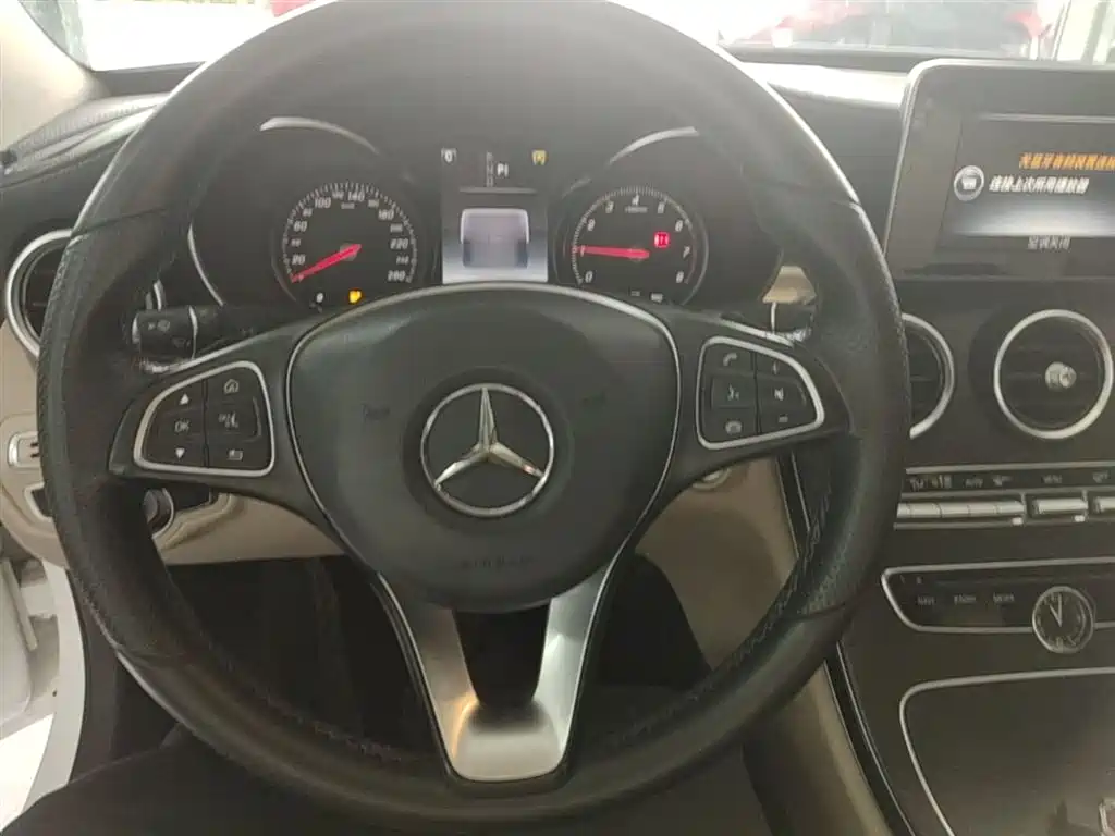 Mercedes-Benz C-Class 2016 C 180 L Sport фото 11