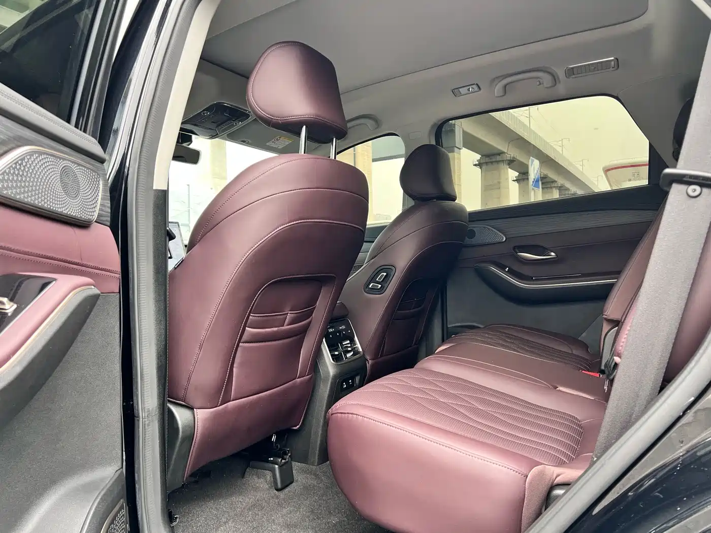 Jetour X90 PRO 2024 2024 2.0T DCT Flagship 7-Seater