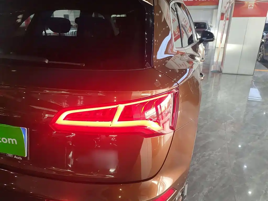 Audi Q5L 2018 40 TFSI Prestige Fashion (China V) фото 8