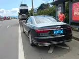 Photo 8 - Audi A8