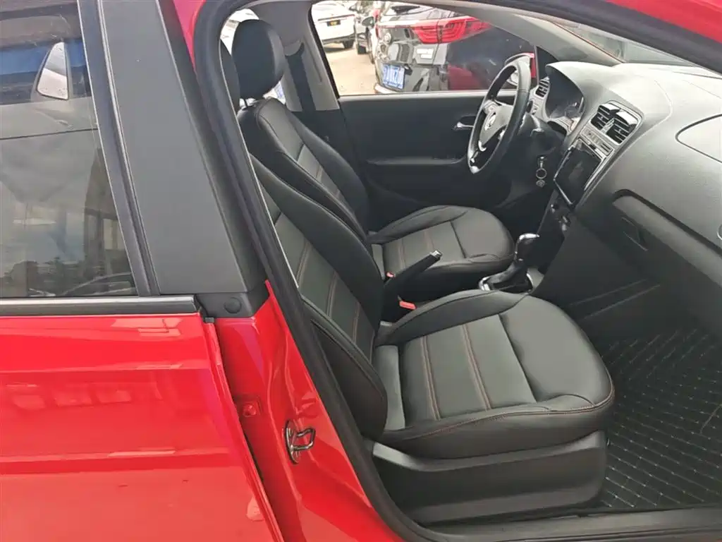 Volkswagen Polo 2018 1.5L Auto Comfort фото 25