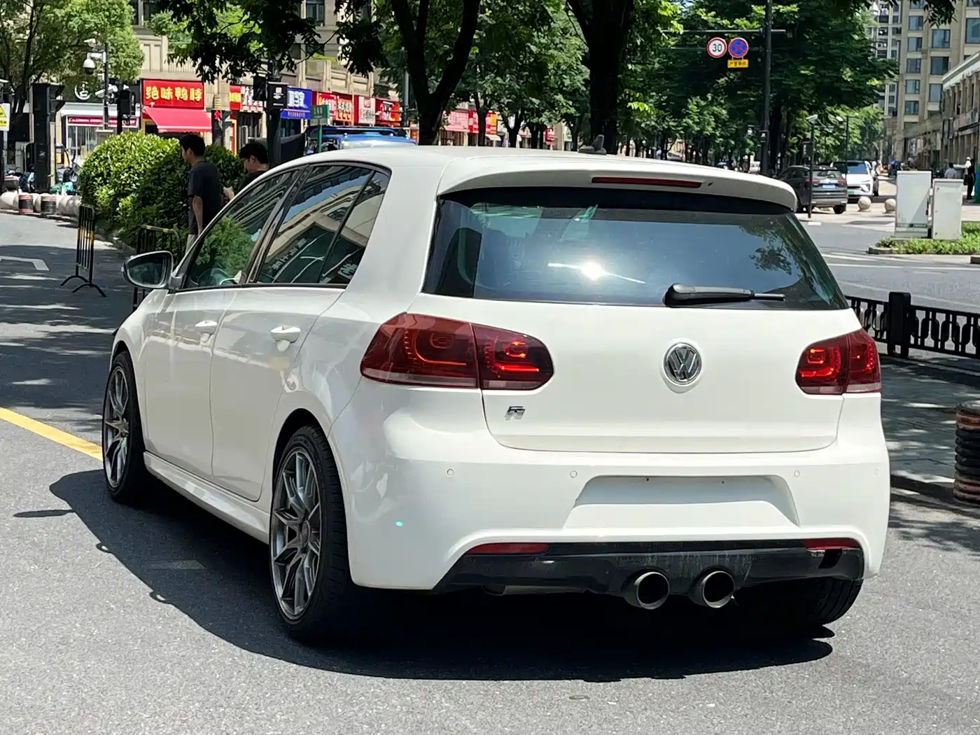 Volkswagen Golf (Import) 2014 2011 2.0TSI R