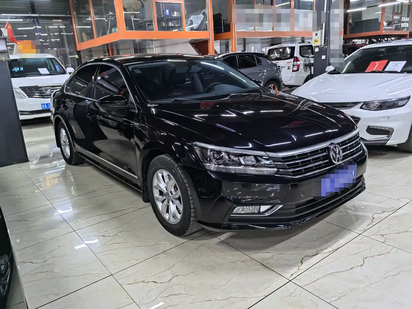 Volkswagen Passat 2015 1.8TSI Automatic Prestige Edition фото 3