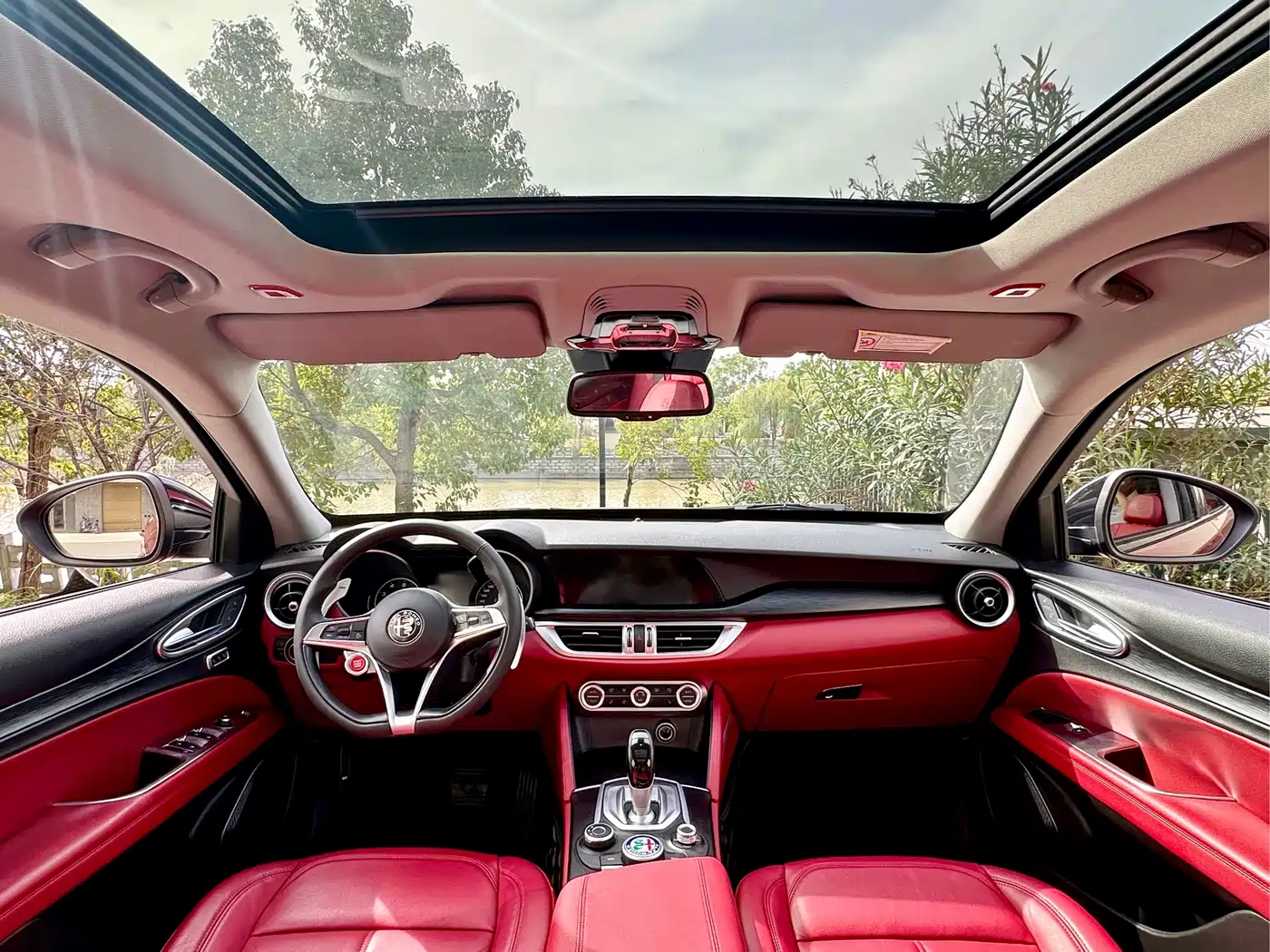 Alfa Romeo Stelvio 2017 2017 2.0T 280HP Luxury
