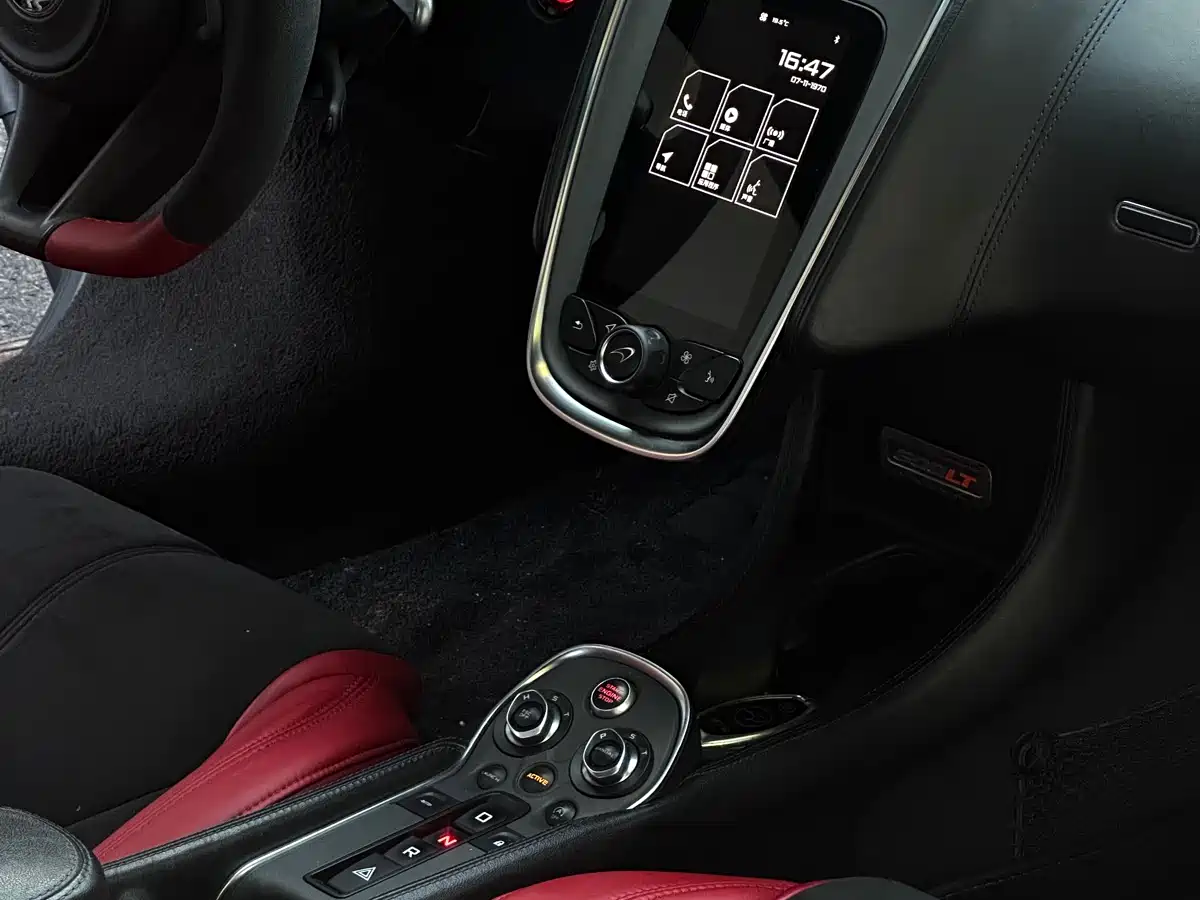 McLaren 570 2015 570S 3.8T Coupe фото 6