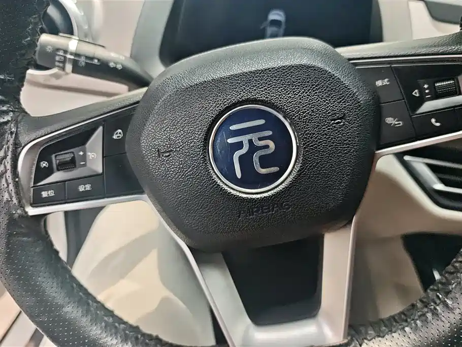 BYD Yuan Pro 2023 401KM Luxury фото 15