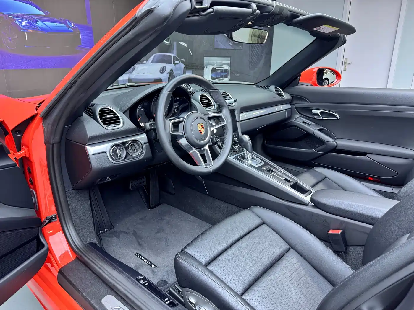Porsche 718 2018 Boxster 2.0T фото 5