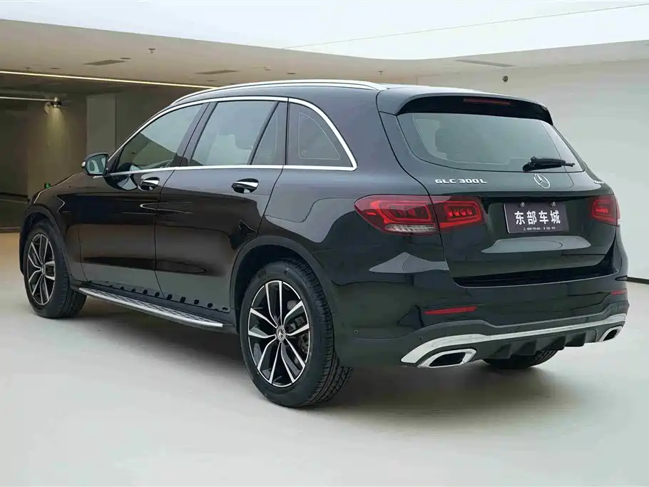 Mercedes-Benz GLC 2020 Facelift GLC 300 L 4MATIC Dynamic фото 4