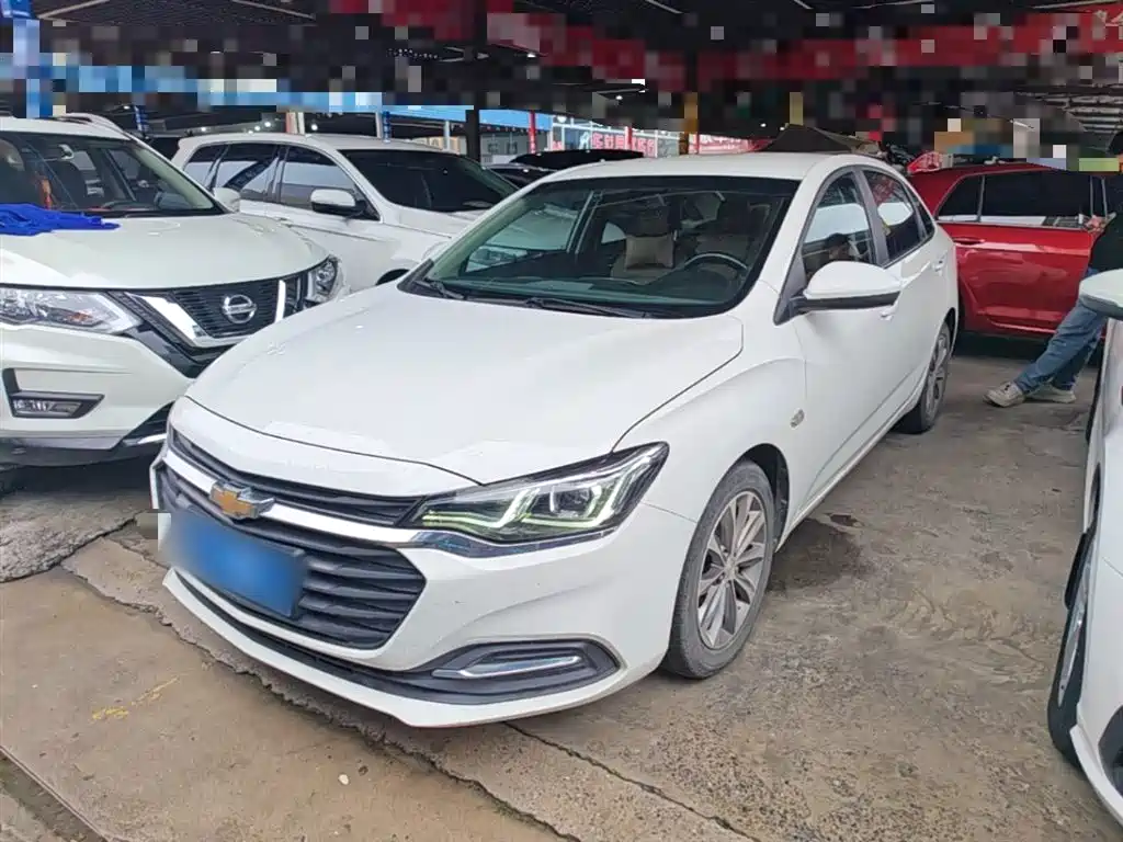 CHEVROLET CRUZE