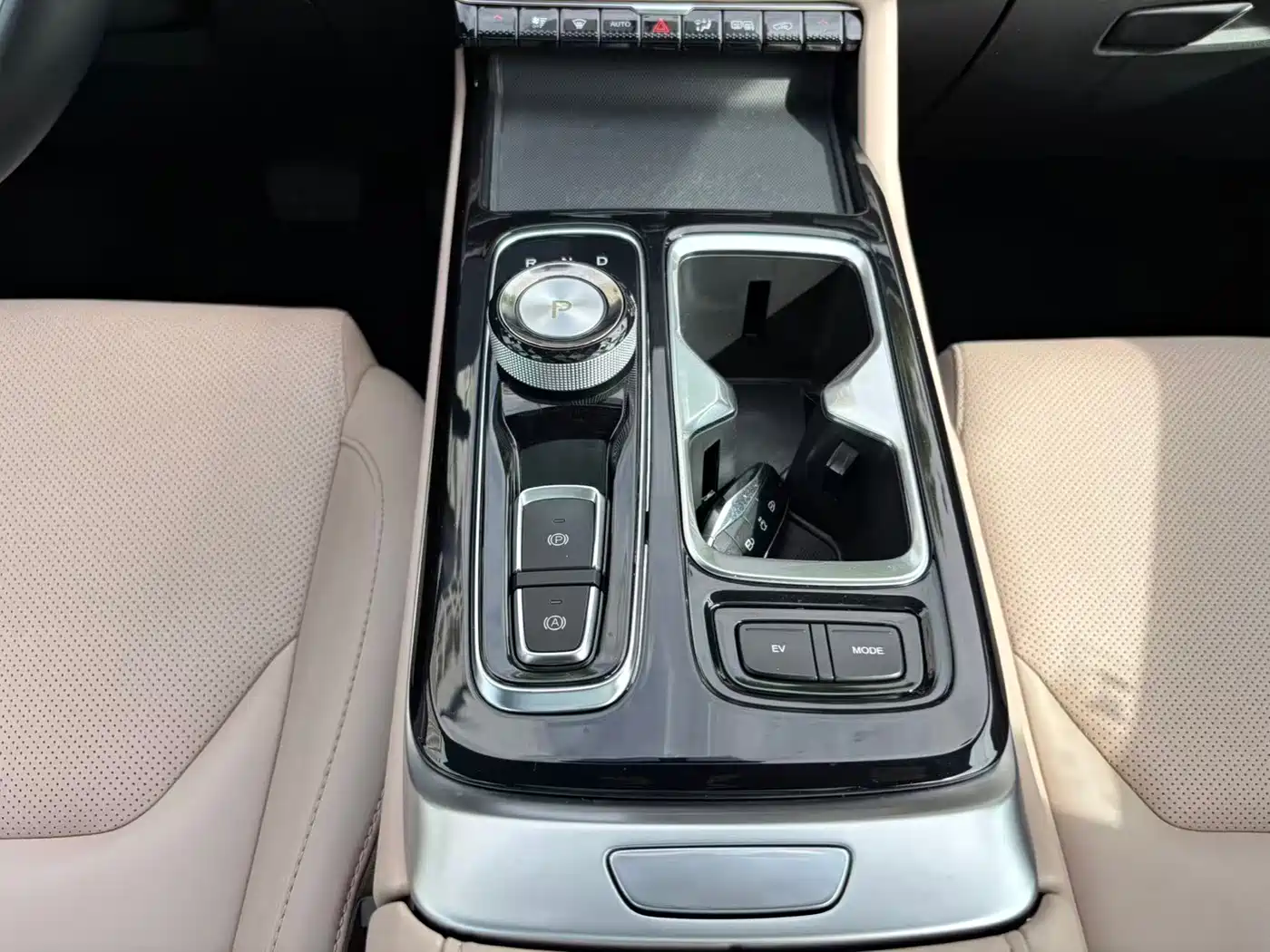 JAC Motors JAC QX PHEV 2023 2023 120km Dynamic Edition