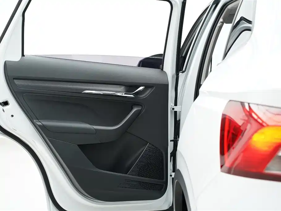 Škoda Kamiq 2023 Facelift 1.5L Auto Comfort Edition фото 13
