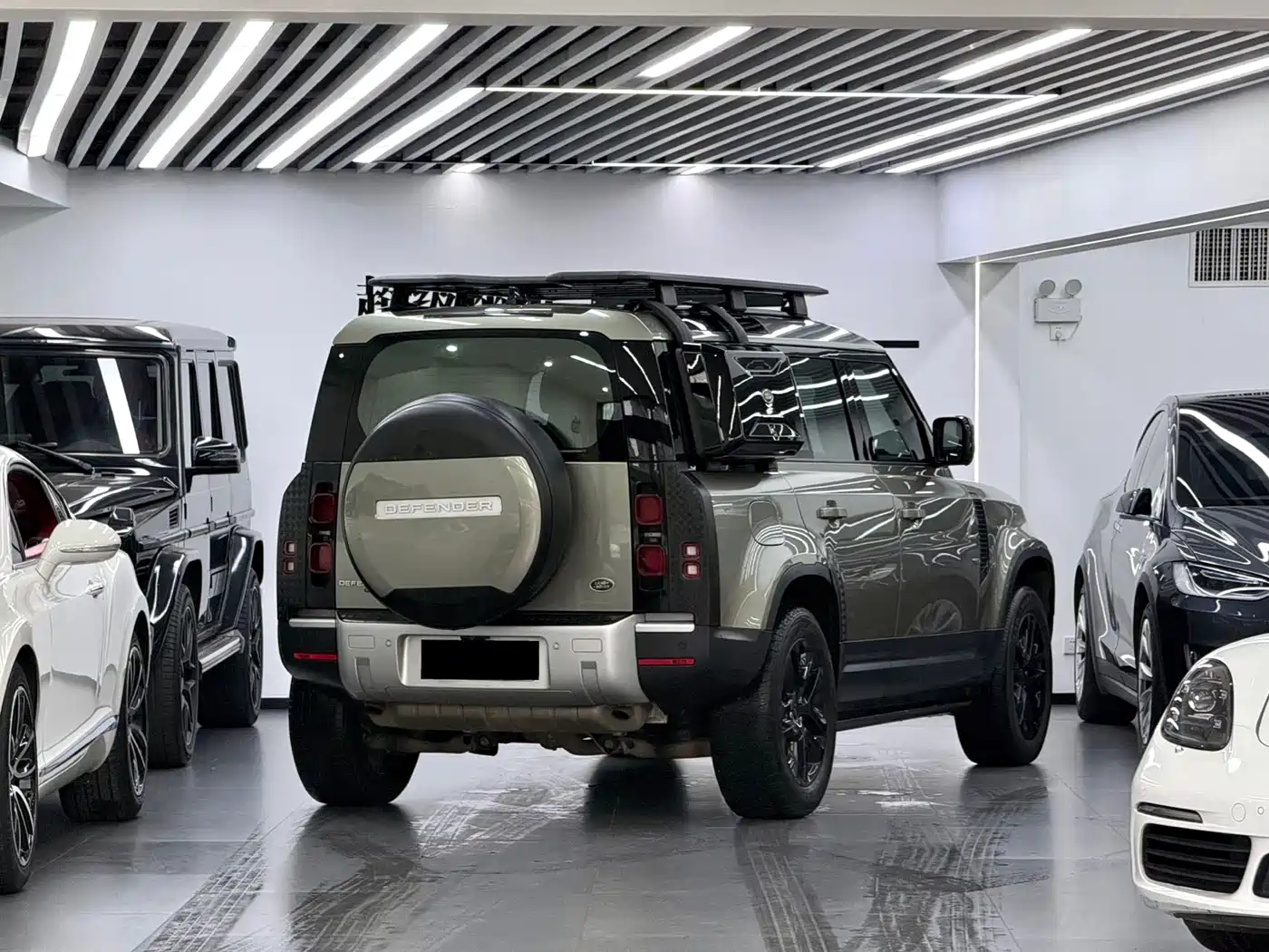 Land Rover Defender 2021 110 P400 X фото 3