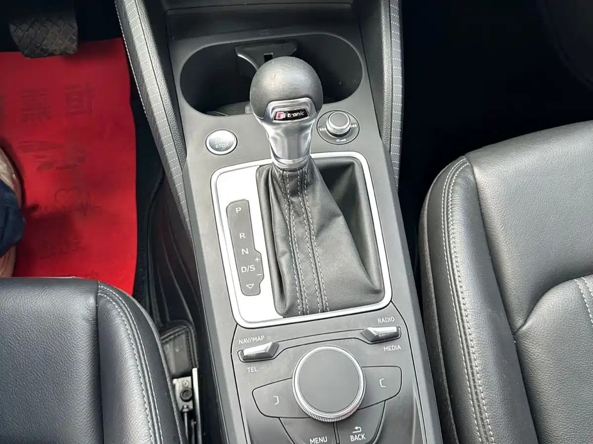 Audi Q2L 2022 35 TFSI Fashion Dynamic фото 17