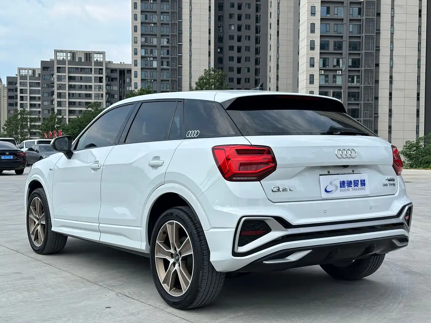 Audi Q2L 2022 35 TFSI Fashion Dynamic фото 4