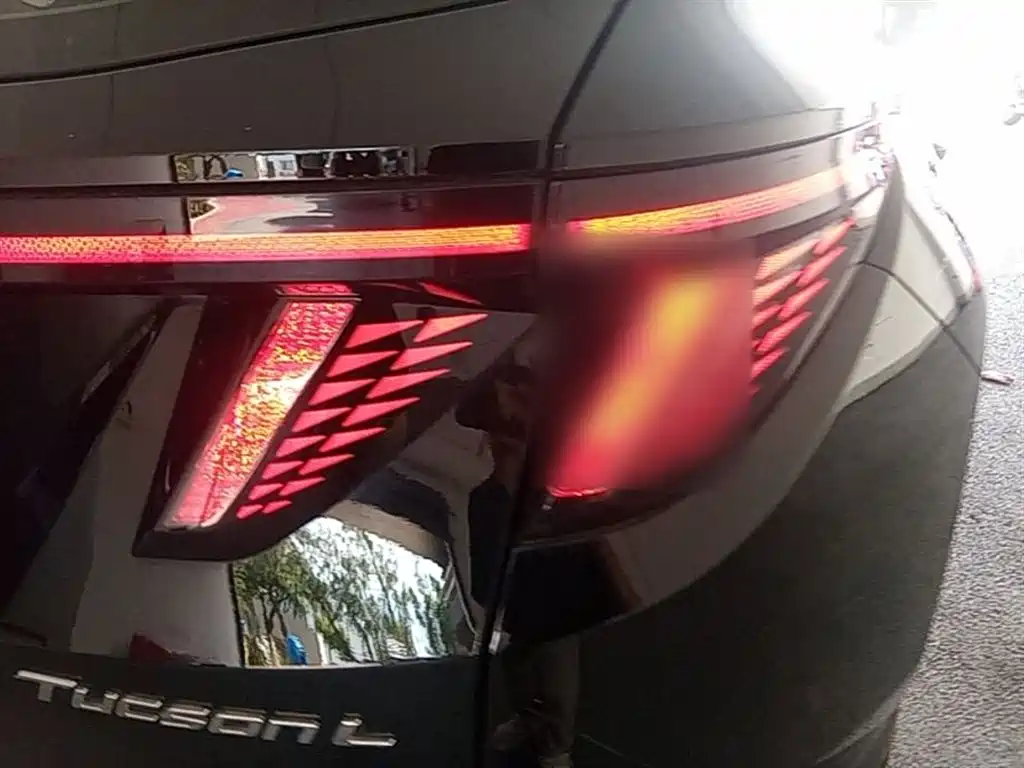 Hyundai Tucson 2023 Tucson L 1.5T Automatic 2WD DLX Luxury Edition фото 8