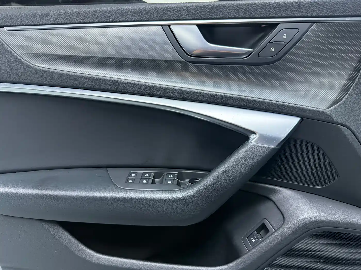 Audi A6L 2020 40 TFSI Luxury Dynamic фото 16