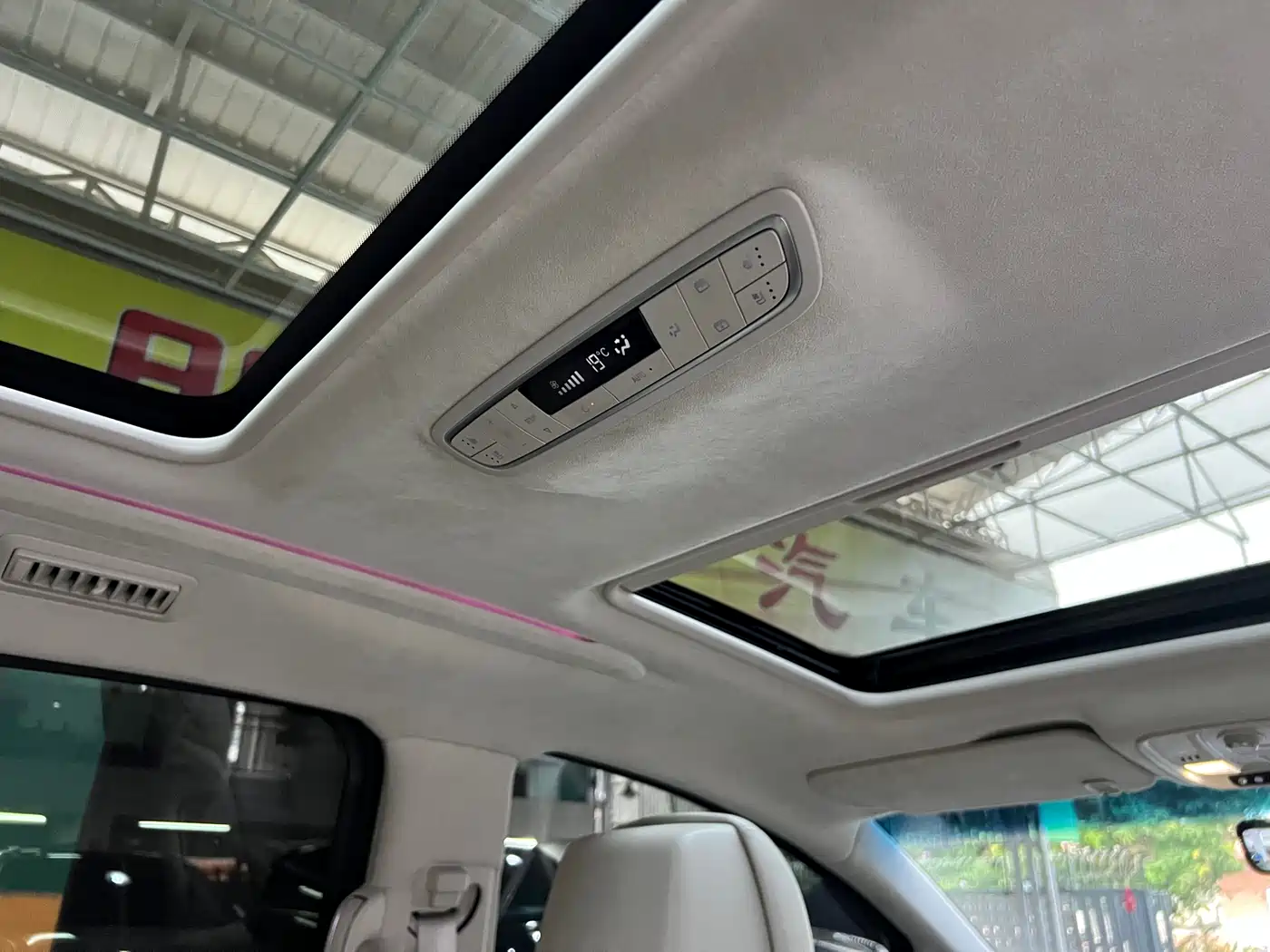 Buick GL8 2021 Avenir Aivia 7-Seater Family Edition фото 21