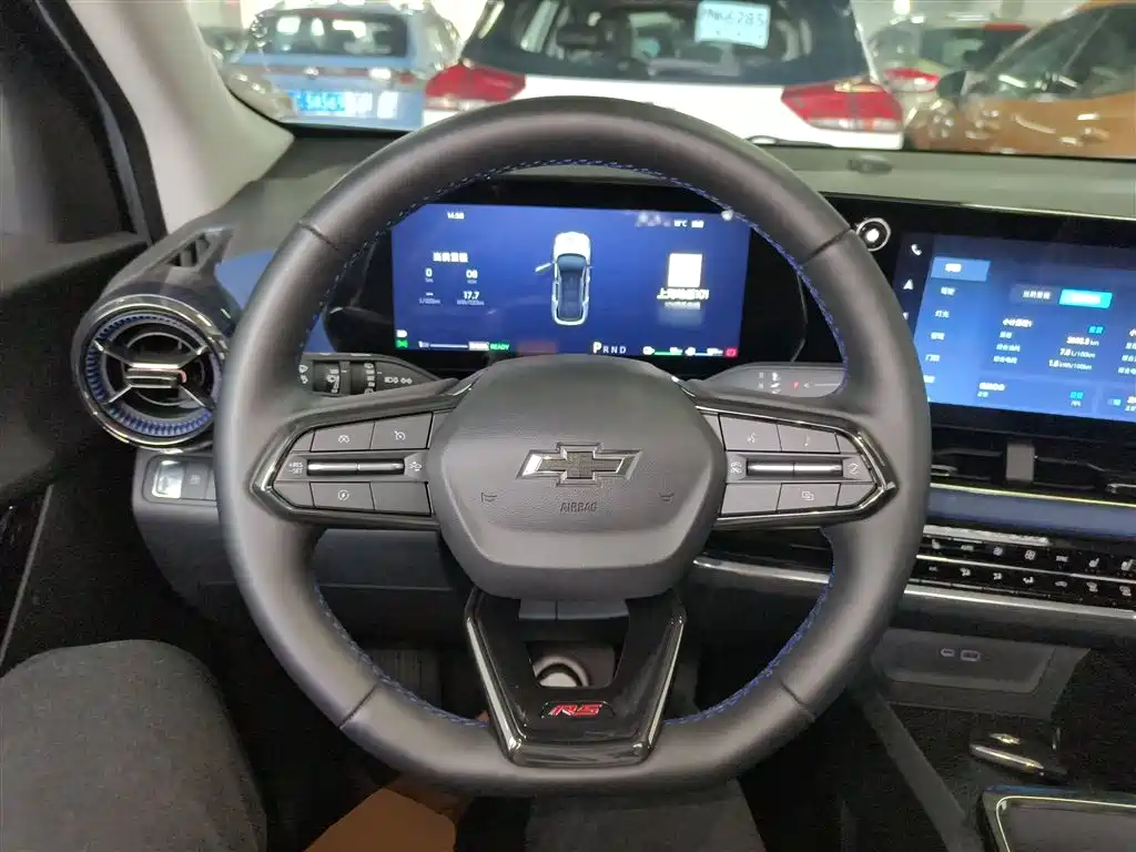 Chevrolet Equinox Plus 2024 102km RS Ultimate Edition фото 11