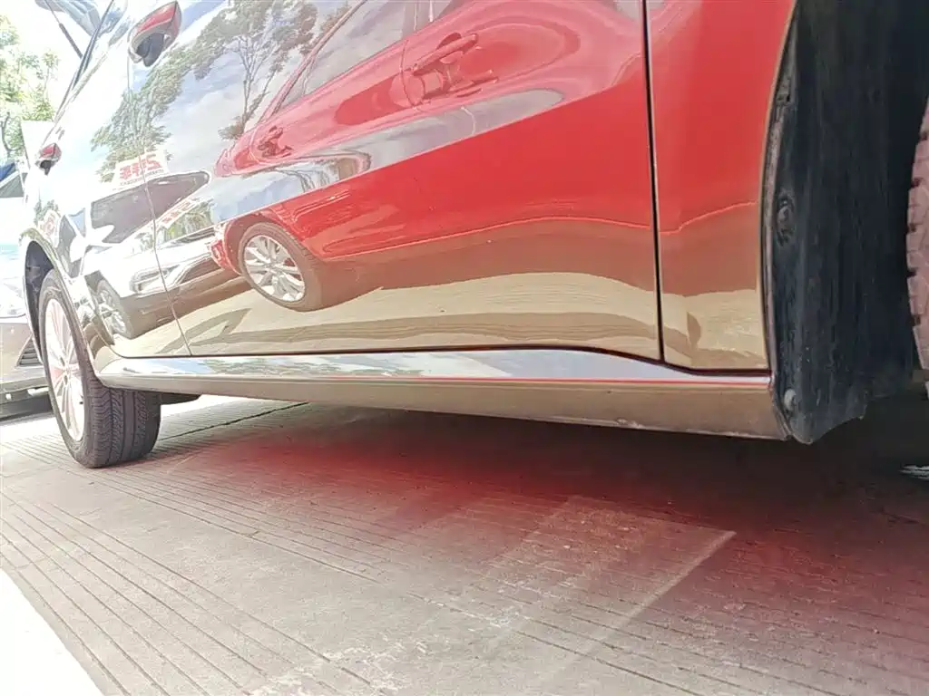 Volkswagen Lavida Tour 2013 1.6L Automatic Comfort фото 21