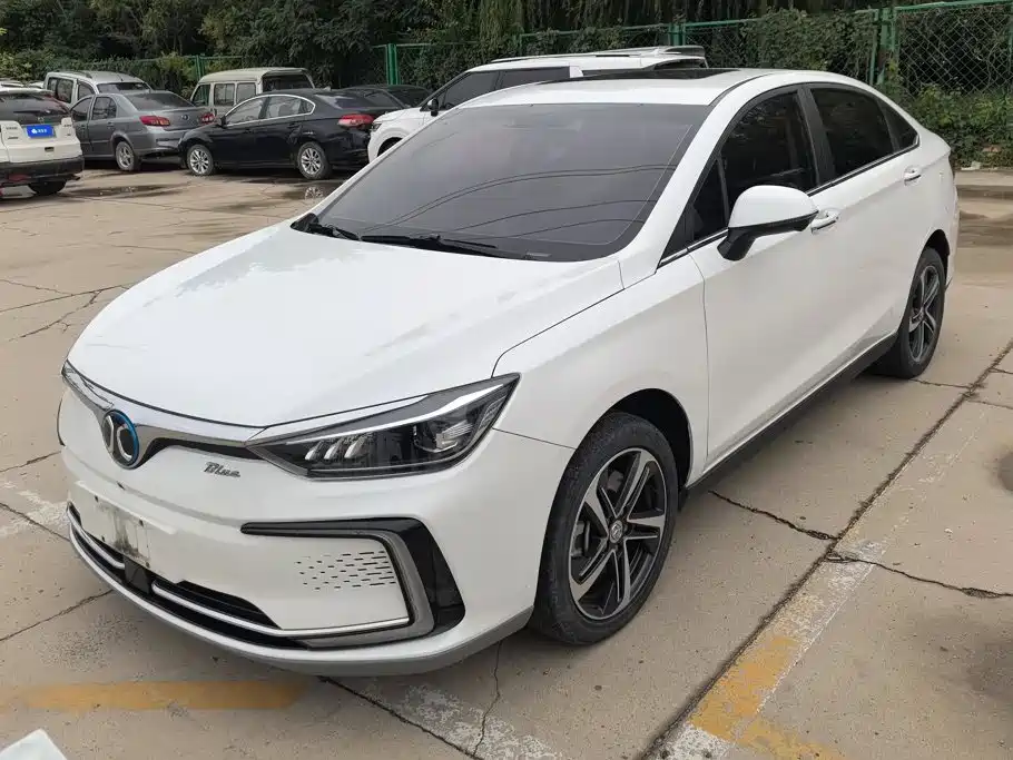BAIC Beijing EU5 2021 2019 R500 Smart Wind Edition