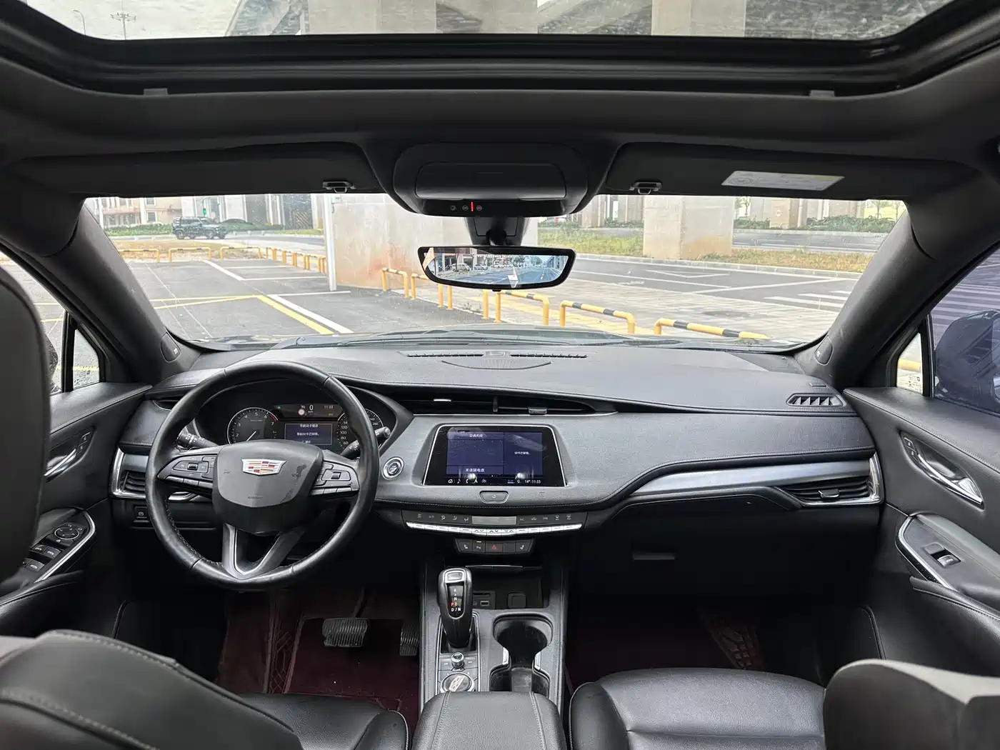 Cadillac XT4 2018 28T FWD Leading Edition фото 12