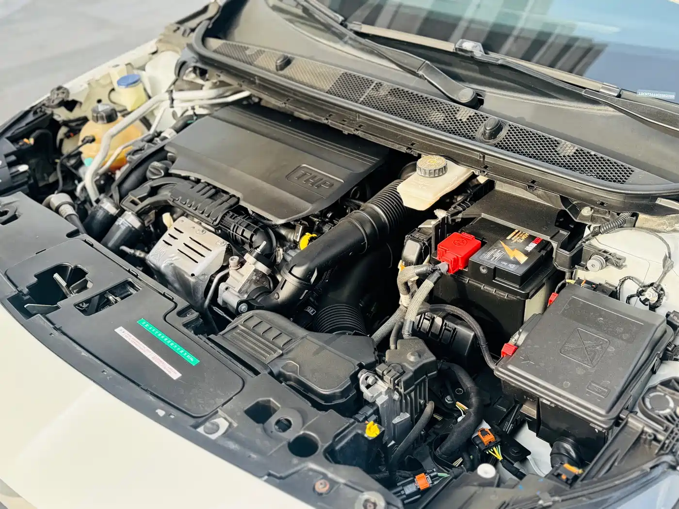 Peugeot 408 2015 Model 1.2T Automatic Luxury Edition фото 15