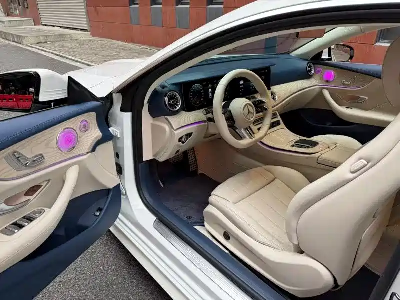 Mercedes-Benz E-Class (Import) 2023 E 260 Coupe фото 4