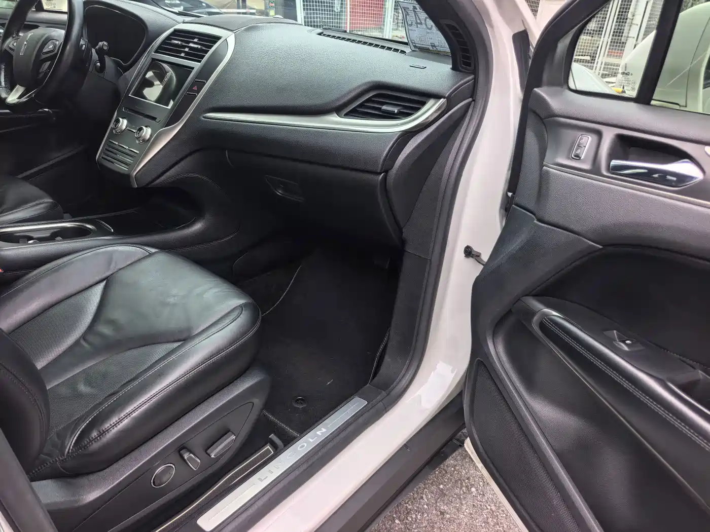 Lincoln MKC 2016 2014 2.0T 2WD Premium Edition