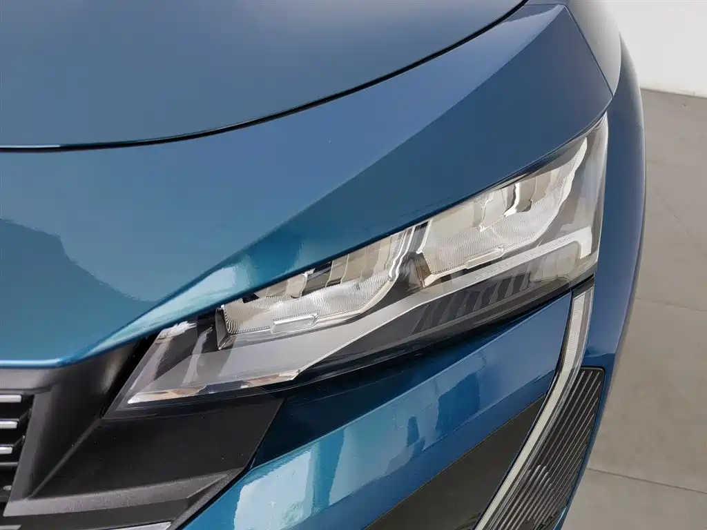 Peugeot 408X 2023 Gravity Edition фото 7