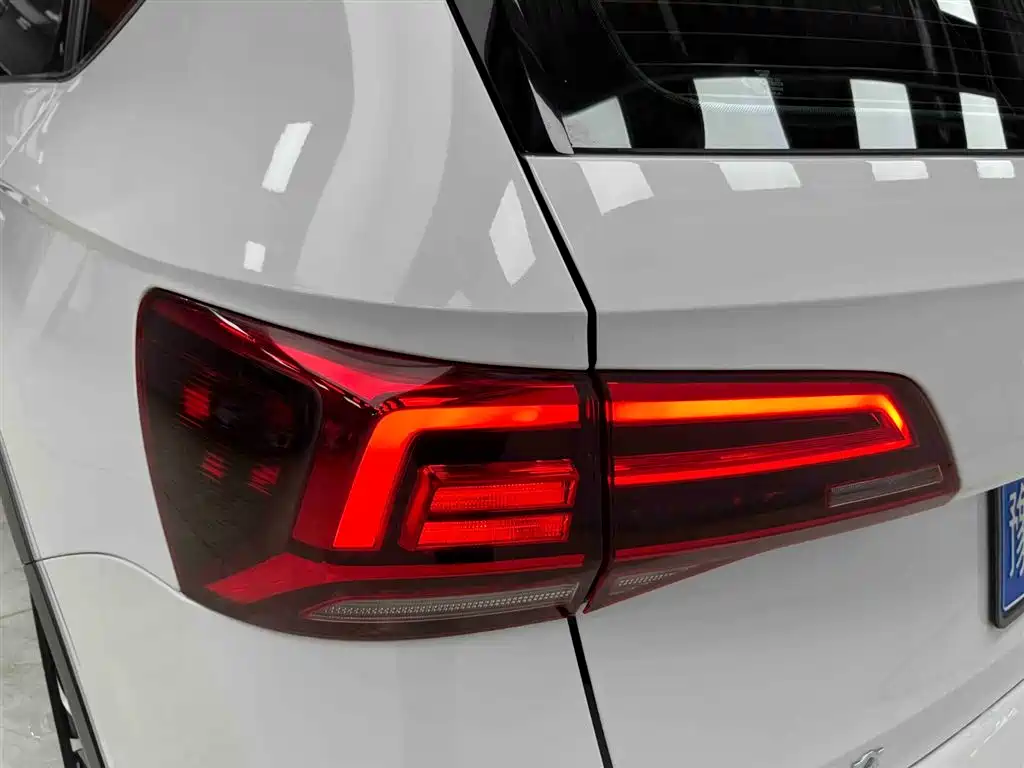 Volkswagen Tharu 2022 280TSI FWD Luxury Edition фото 18