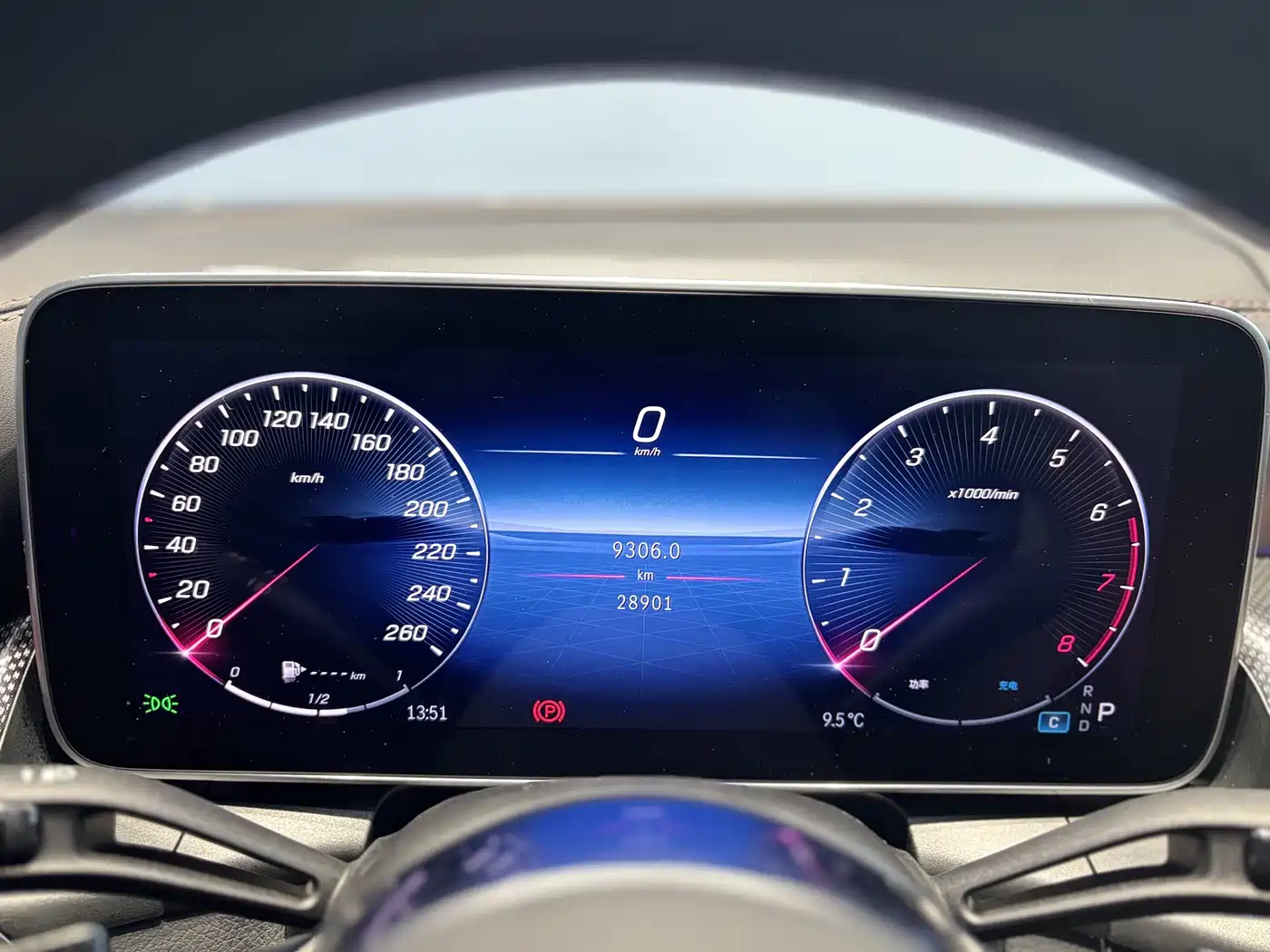 Mercedes-Benz GLC 2024 GLC 260 L 4MATIC Dynamic 5-seater фото 5