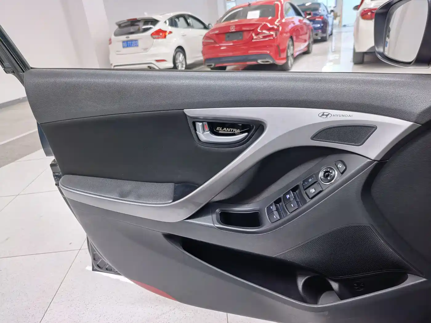 Hyundai Langdong 2016 1.6L Automatic Premium Edition фото 14