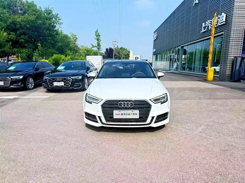 Audi A3 2019 Limousine 35 TFSI Fashion China V фото 5